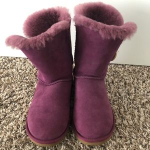 Purple ugg Bailey button boots